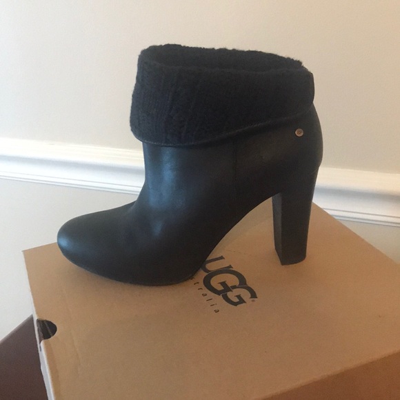 UGG Boots - Picture 2 of 7